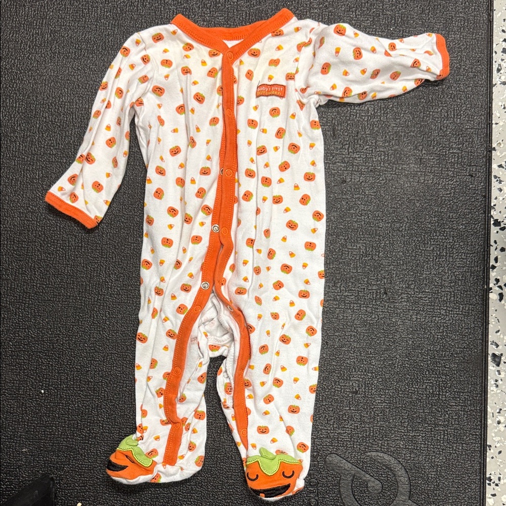 Small Wonders White and Orange Pumpkin Footie